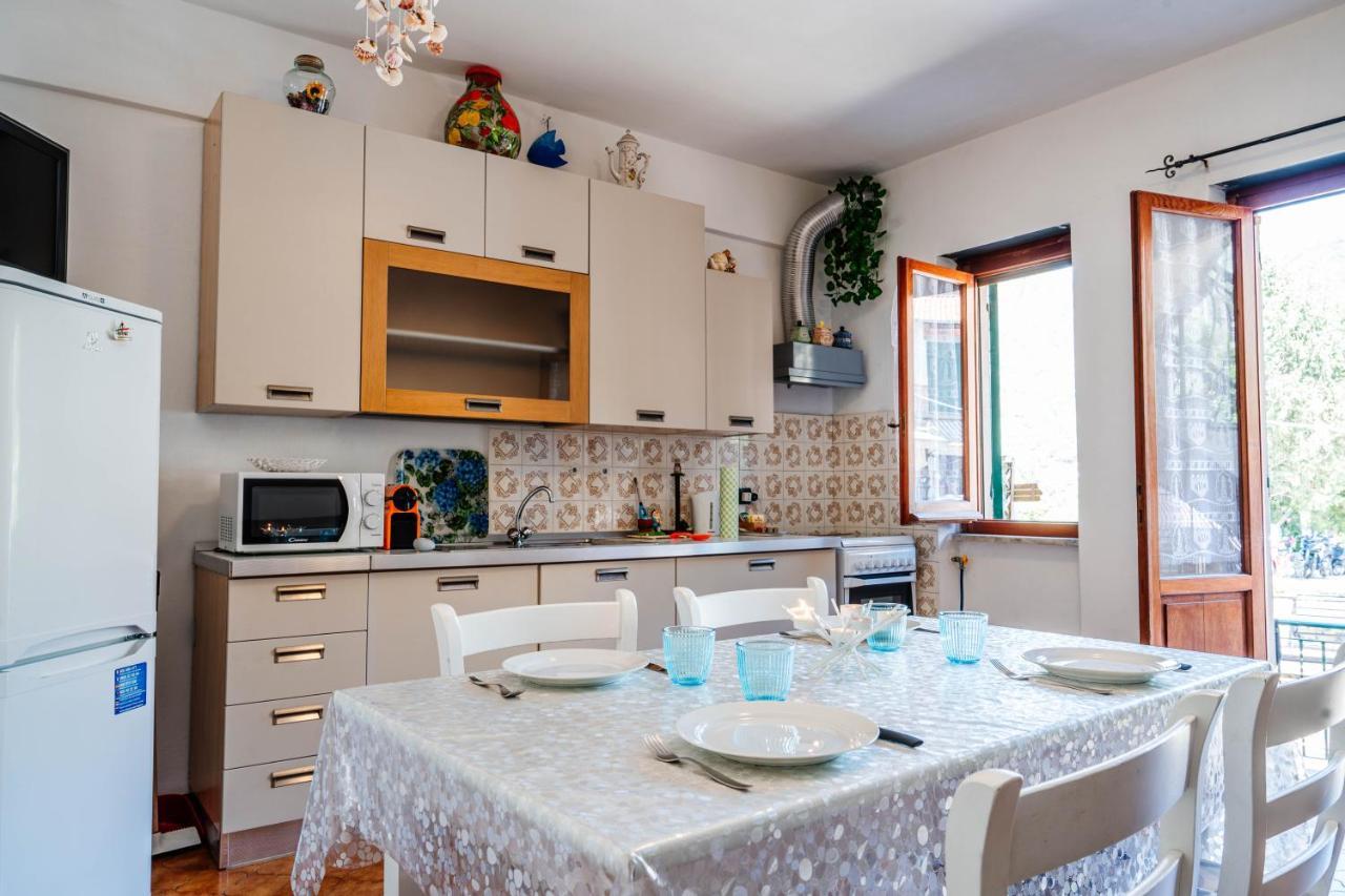 Turri House--- Wifi -Garden-Parking -Balcony Villa เรคโค ภายนอก รูปภาพ